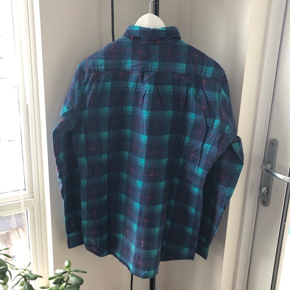 American Apparel Flannel Button-down. - Picture 2 of 6